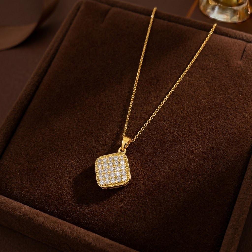 Women's Elegant European & American Style Zirconia Rotatable Square Diamond Necklace, Trendy Fashionable Collarbone Chain.