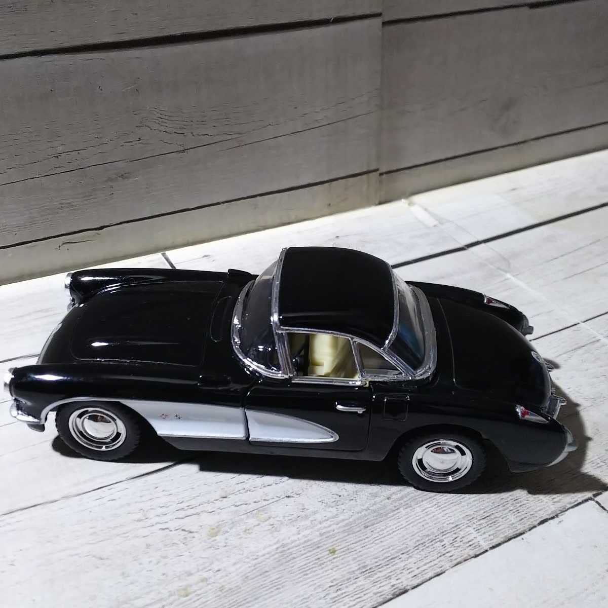 

KINSMART134 Chevrolet Corvette 1957 Black Pullback Diecast Car чёрный