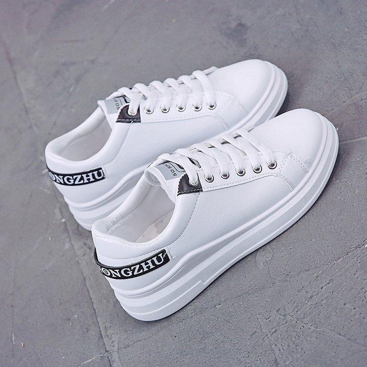 The Factory Recommends New Sports Shoes In Spring and Autumn, Female Students Flat-soled Casual Shoes, Running Soft-soled White Shoes.