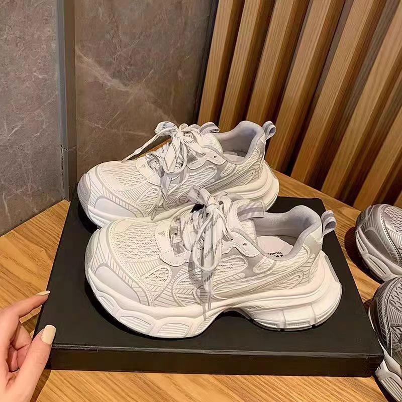 Mesh breathable fashion casual sports shoes women's platform lightweight running shoes 2025 spring new height-increasing dad shoes
