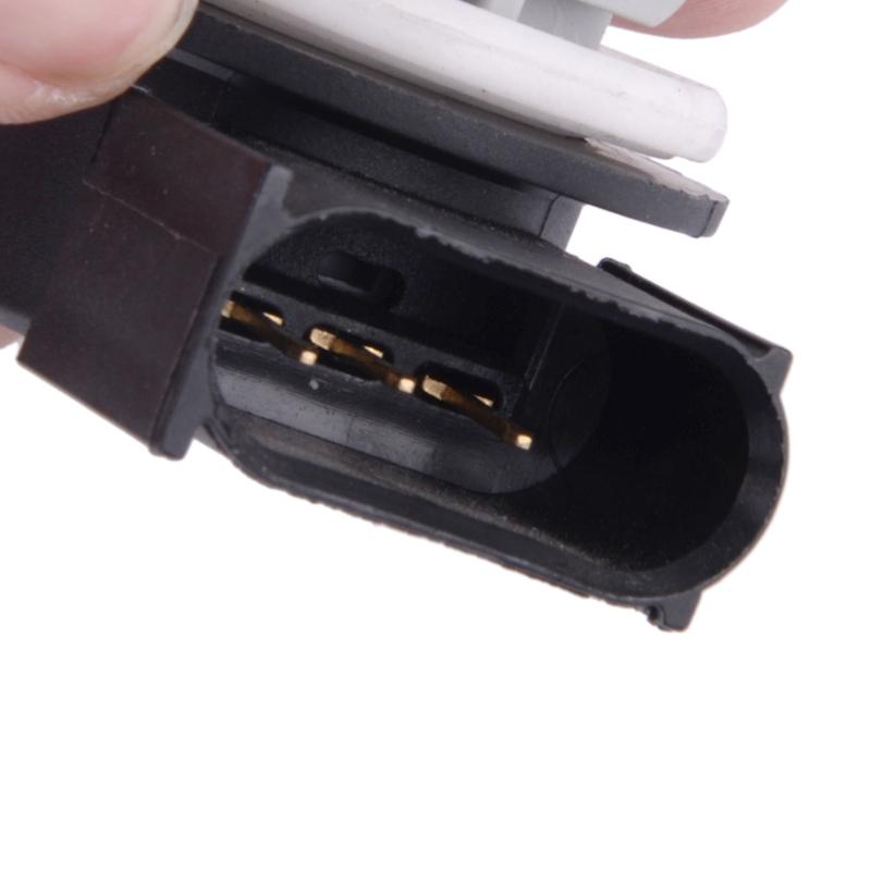 Turn Signal Light Brake Lamp Headlight Parking Bulb Socket Holder Fit for Ford F-250 350 Super Duty Lincoln Mercury 2U5Z13411DA