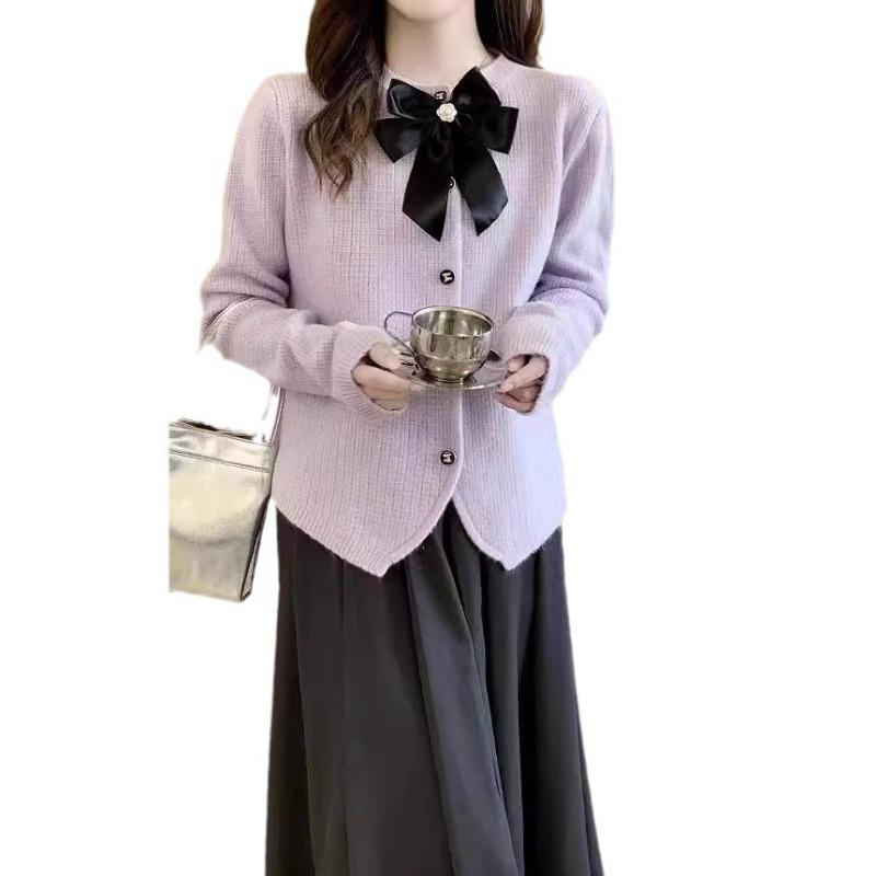 Spring and Autumn New Sweet Casual Design Jacket Women's Bow Crew Neck Fashion Knitted Cardigan Sweater Women's