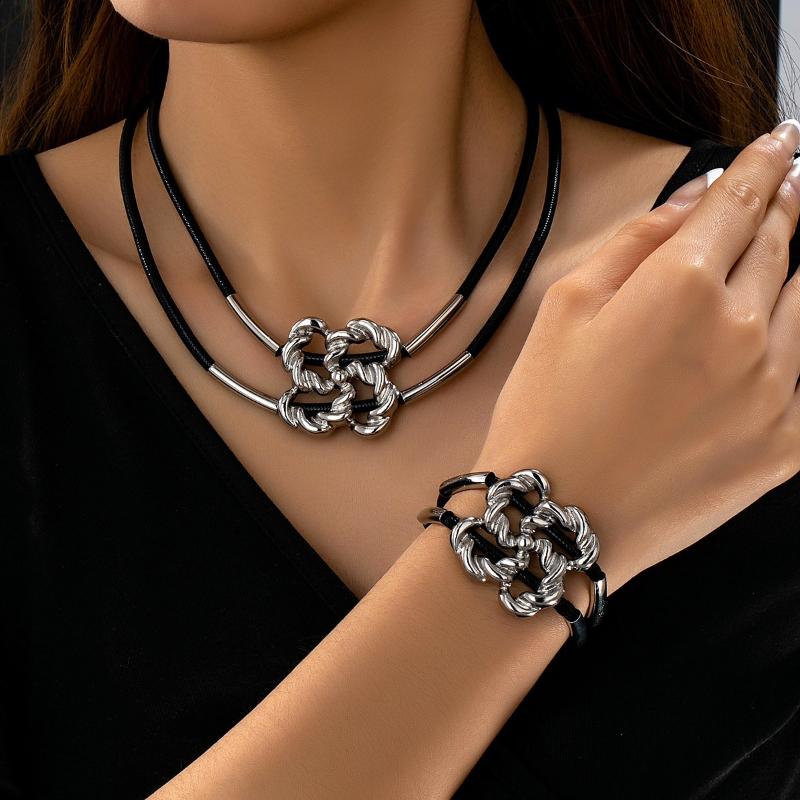 Fashion Alloy Necklace Earrings Set Geometric Oval Spiral Snail Clavicle Chain For Women Exaggerated Jewelry