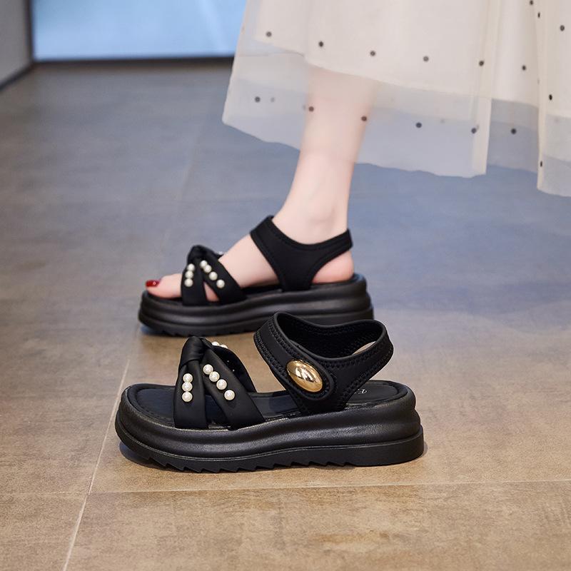 French sandals women's summer skirt soft sole not tired feet 2025 new slippers super fire beach Roman shoes