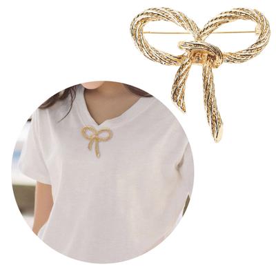 Versatile Twisted Bowknot Collar Pin Charm Fashionable Brooch Ornament Trendy Party Dress Decoration for Women and Girls