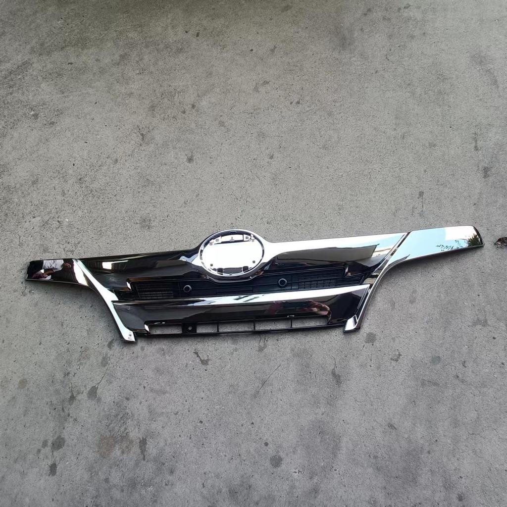 Electroplated Grille for HINO300 Truck Radiator - Modified Car Accessory