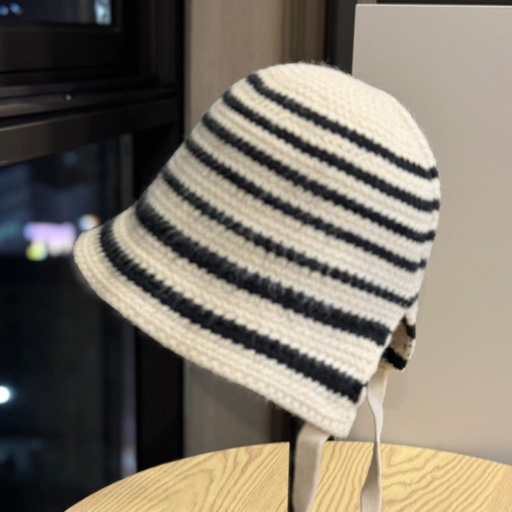 New Korean Style Striped Lace up Knitted Pullover Hat for Women Spring and Autumn Fashion Versatile Face Showing Small Woolen Fisherman Hat Trendy