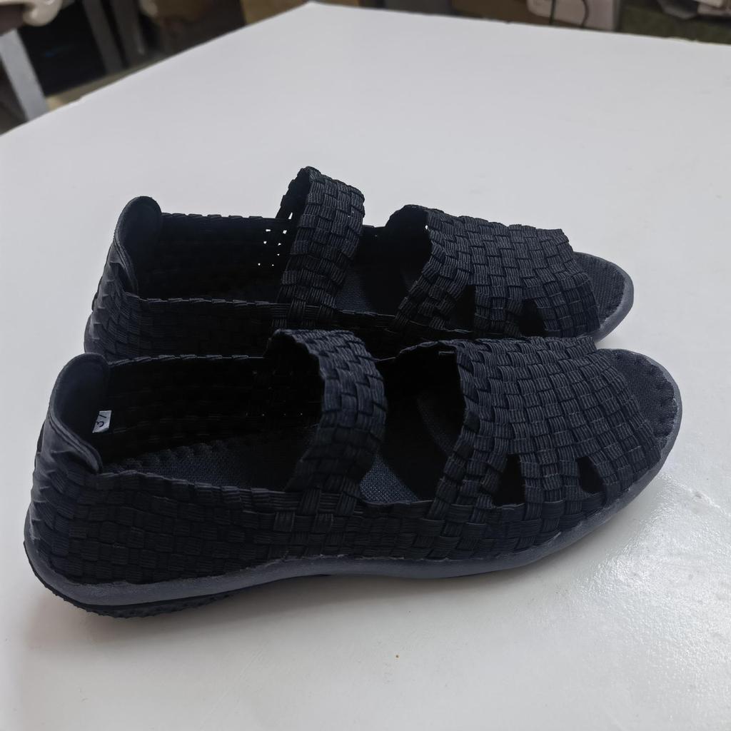 Korean Style Elastic Woven Women's Casual Sneakers