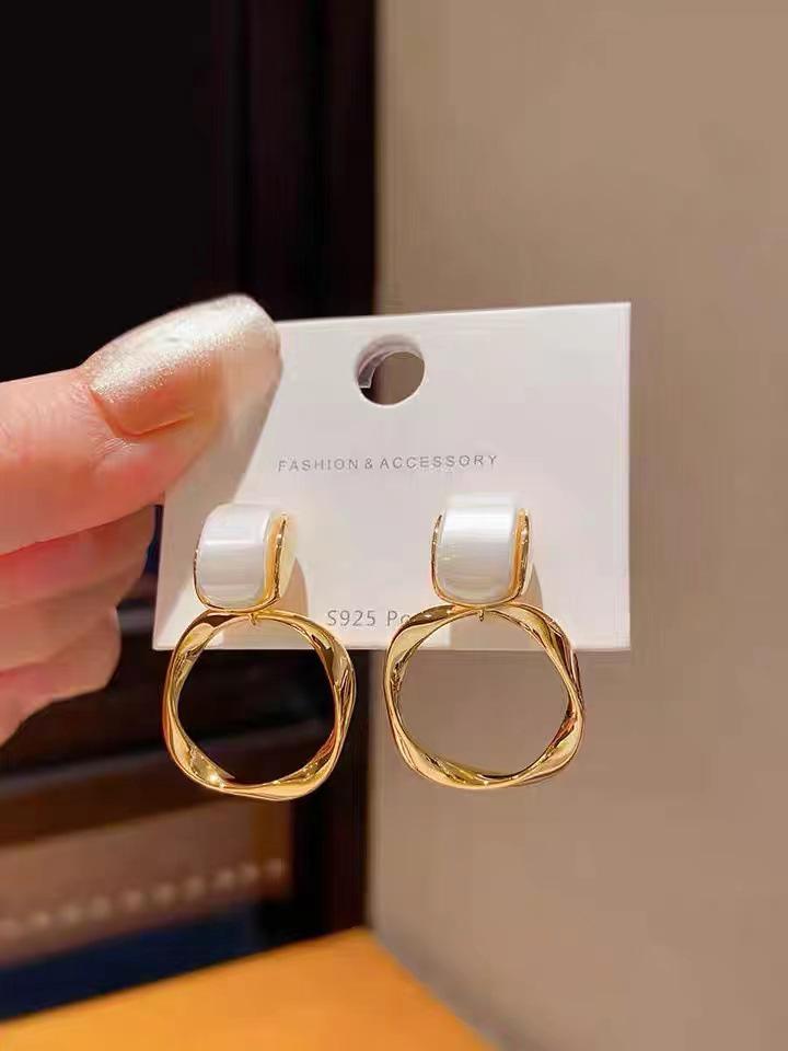 S925 Silver Exaggerated Metal Circle Stud Earrings - High-End, Trendy, Luxury Design for Women