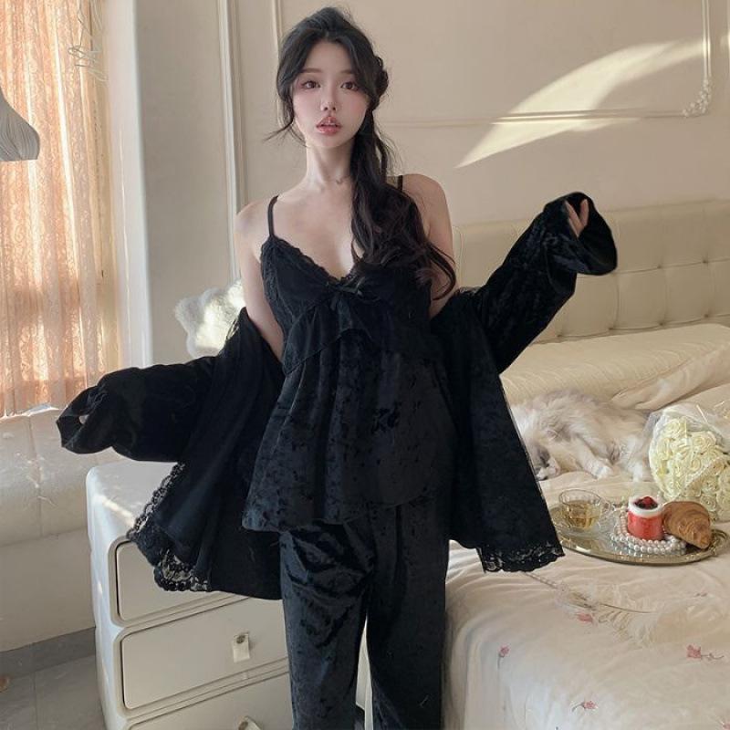 

Женский пижамный комплект из 3 предметов из золотого бархата: Топ с длинным рукавом, слинг и длинные брюки с нагрудной вставкой. Осень/Зима. Large чёрный