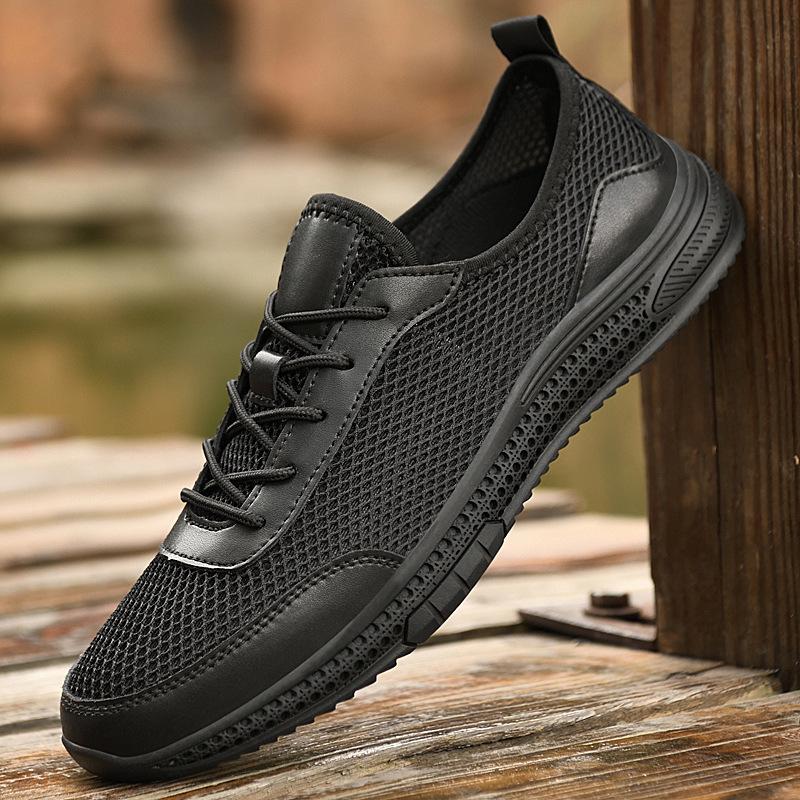 Men's shoes 2025 summer new soft-soled hollow breathable fly-woven mesh shoes men's outdoor sports style casual shoes tide