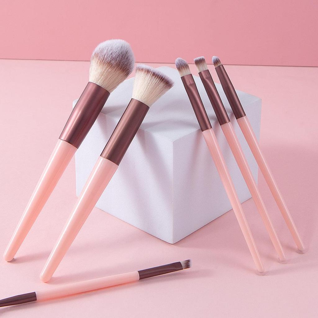 Beginner Makeup Brush Set: Eyeshadow, Loose Powder, Blush, Highlighter, Concealer, Nose Shadow Brushes, Full Beauty Tool Kit