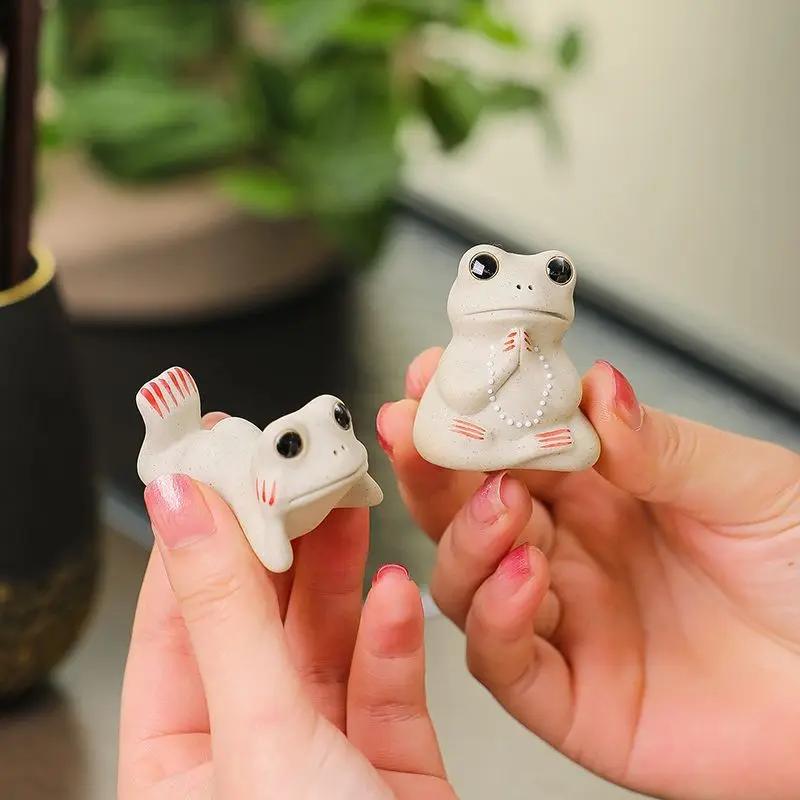 Ceramic Frog Shape Tea Pets Chinese Kung Fu Tea Desktop Decorations Ornaments Zen Lotus Teaware Ceremony Accessories