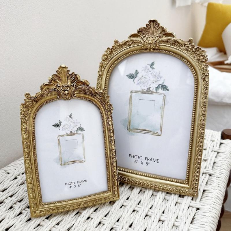 Ornamentals Resins Pictures Frame In Arched Design For Displaying Cherishing Memories