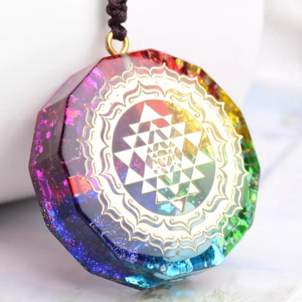 Colorful Crystal Pendant Necklace Geometric Twelve Corners Pendant Neck Ornaments Unisex Natural Agate Gravel Necklace Jewelry