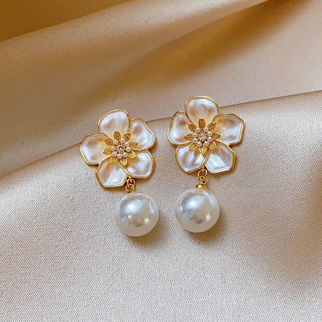 Silver Needle Zircon Pearl Oil Drop Flower Stud Earrings French Retro Court Style Earrings Light Luxury High-end Earrings