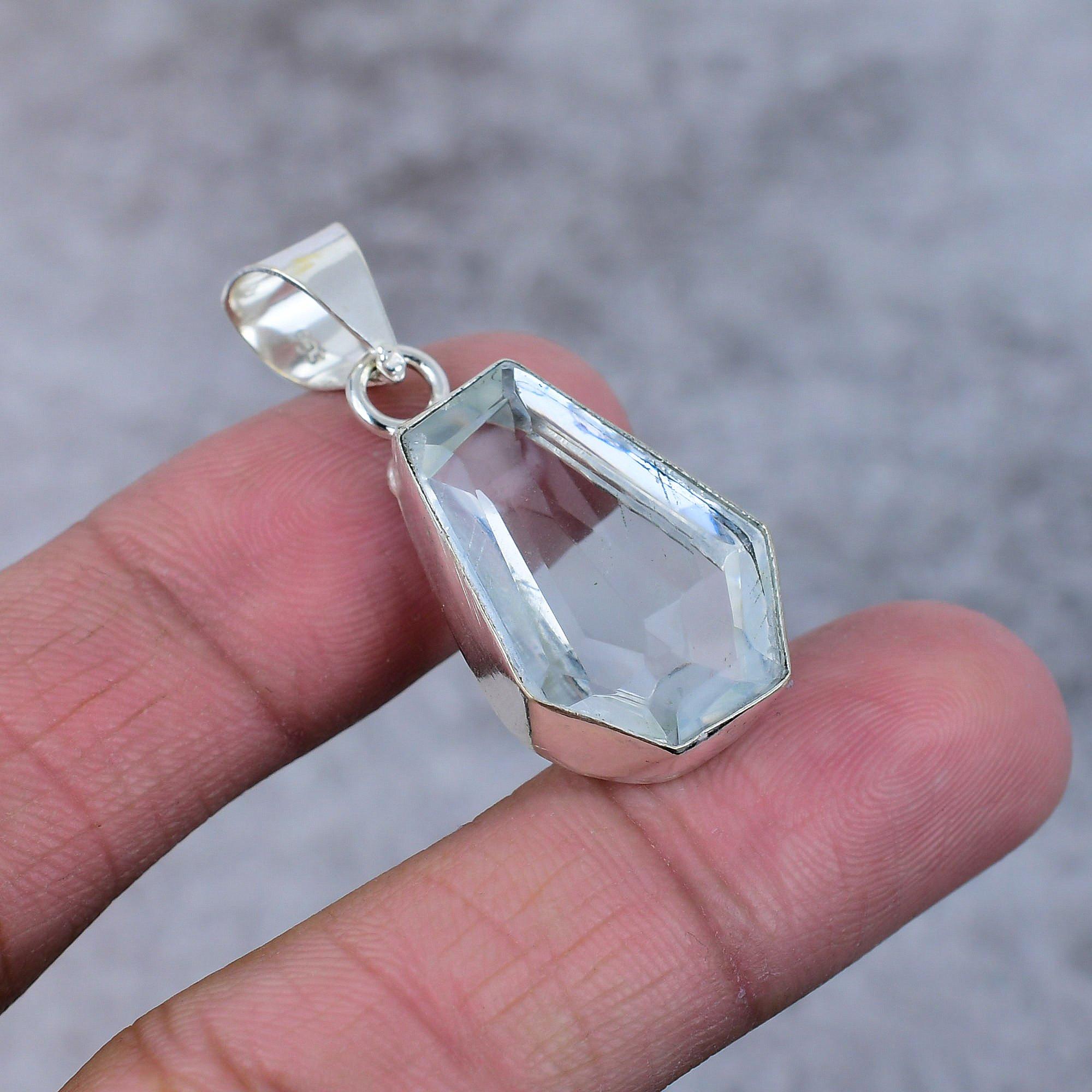 

White Topaz Gemstone Handmade 925 Steling Silver Jewelry Pendant 1.58 M-376