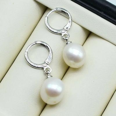 French Pearl Earrings White Natural Freshwater Pearl Pendant Irregular Baroque Pearl Fashion Ladies Earrings