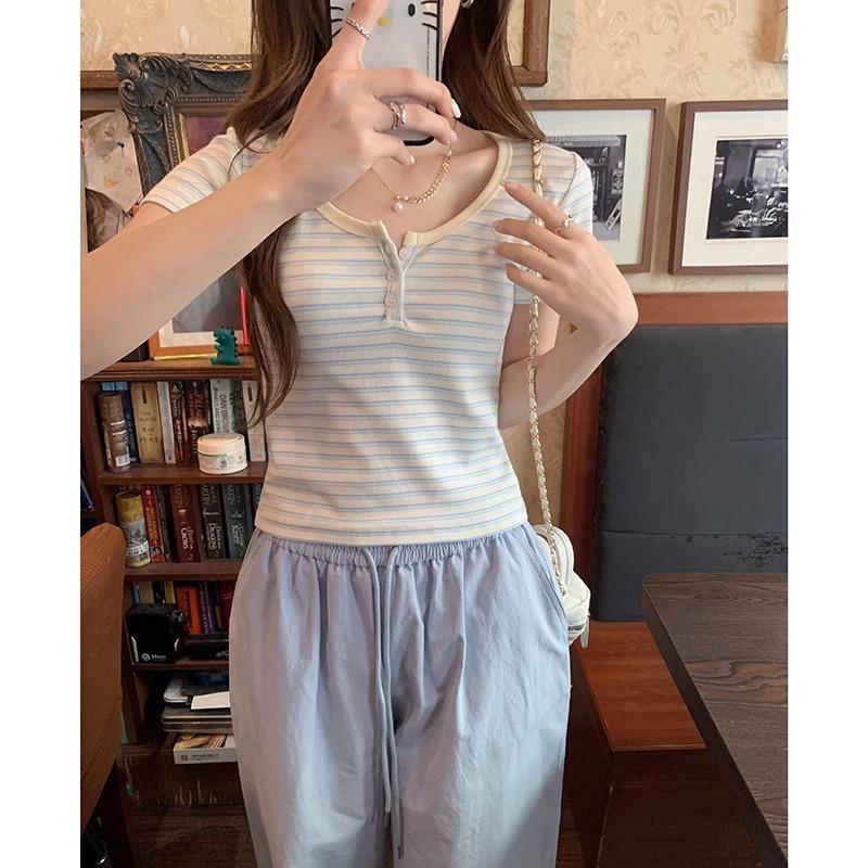 Blue and white striped short-sleeved right shoulder women's T-shirt spring and summer 2024 new chic niche design slim short top