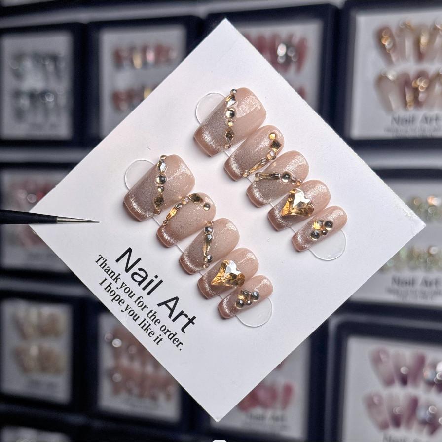 

Eye Handmade Cat Gradient Heart Shaped Rhinestone Nail Patch Wearable Patch Nail XS