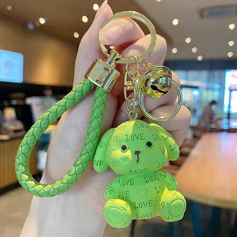 Exquisiter Damen-Harz-Bären-Schlüsselanhänger: Mode-Anhänger für Auto, Rucksack oder Tasche