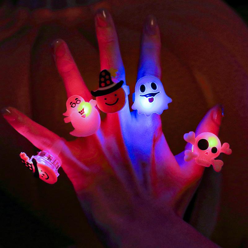 Light-Up Pumpkin Lantern Rings for Halloween Decorations & Kids' Photo Props