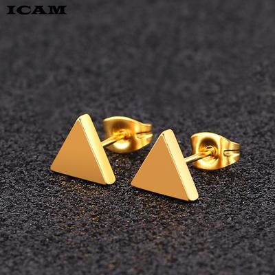 Nouvelles Boucles d'Oreilles Mode Boucles d'Oreilles Puces Simples Personnalité Tendance Boucle d'Oreille Triangle R Bijoux de Gros Boucle d'Oreille Femme