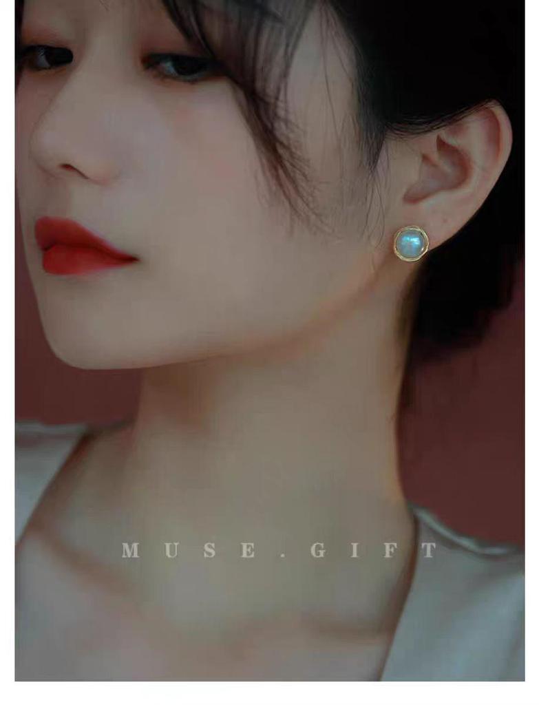 Vintage 6A Freshwater Pearl Stud Earrings - Elegant Light Luxury Gift for Women