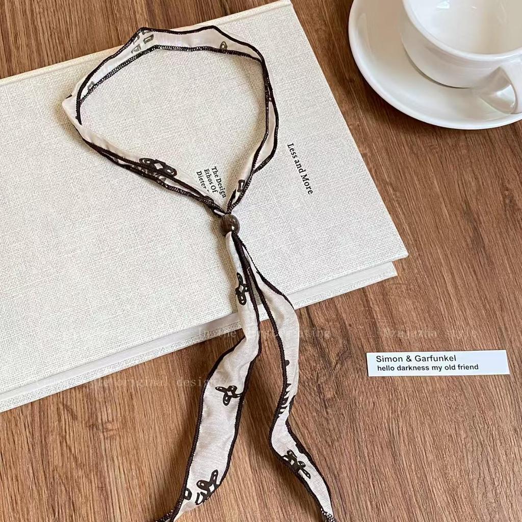 Meillard Damen Leopardenmuster Seidenschal Halskette mit Stoffblume und einzigartigem Kordelzug-Design