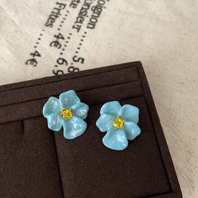 Pendientes de botón de flor con aceite goteando azul para mujer, retro, de lujo ligero, exquisitos, de moda, personalidad, temperamento, elegantes, versátiles