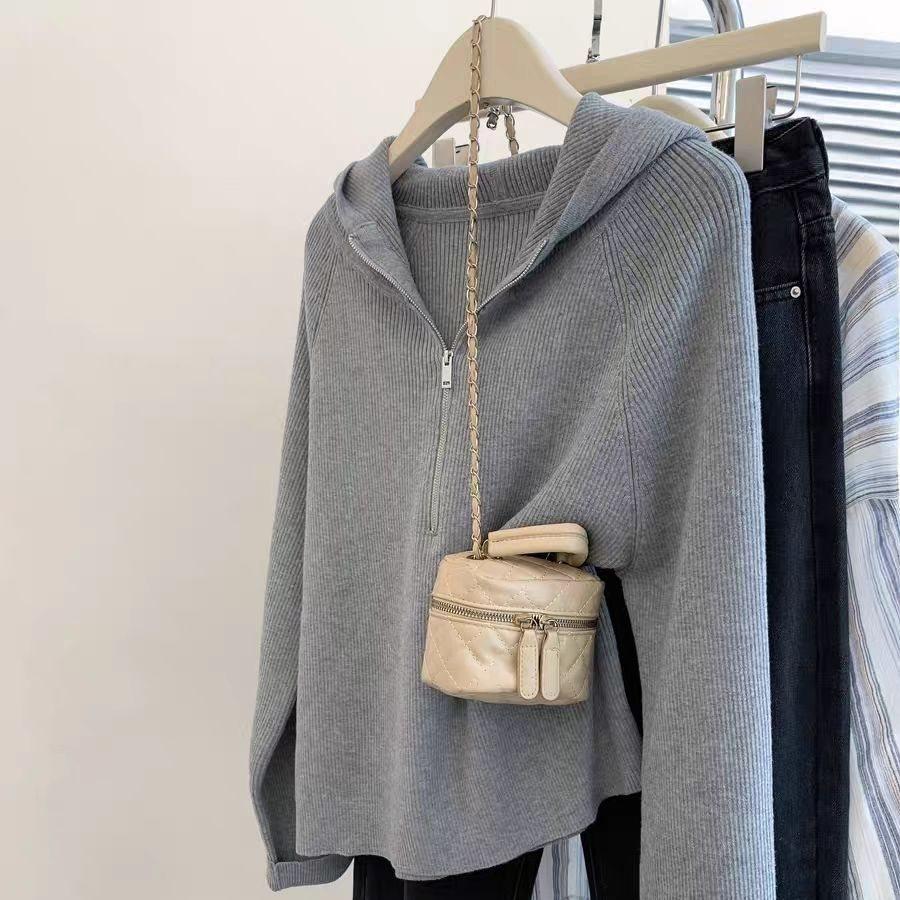 

Осенне-зимний приталенный вязаный худи на молнии M (recommended for 45.5-50 kg) чёрный