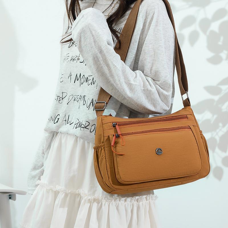 Neutral Party's New Nylon Shoulder Sling Bag for Women, Fashionable and Casual Women's Bag
