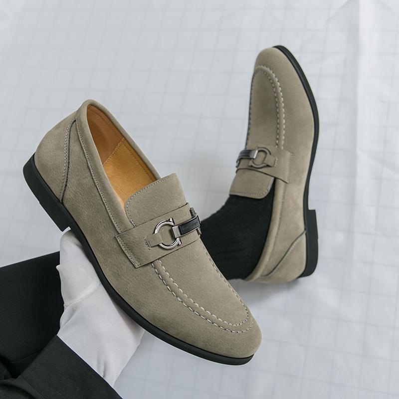 Fashion Metal Buckle Men's Penny Loafers Suede Leather Shoes Elegant Wedding Party Casual Dress Shoes Slip on Flats Business Moccasins