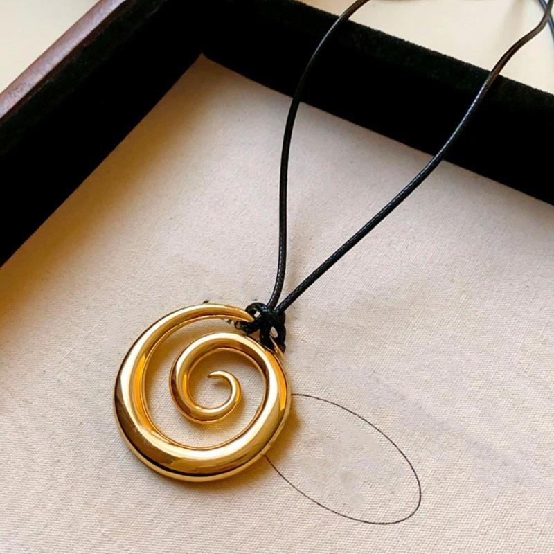 Elegant Autumn Winter Metal Hollow Round Pendant Necklace Adjustable Sweater Chain Alloy Texture Present for Women Girls