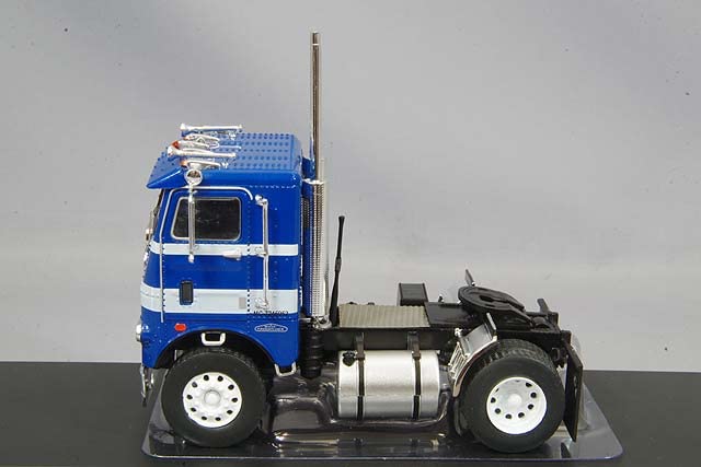 Ixo Freightliner COE 1976 Blue 1/43