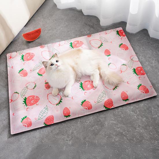 Pet Cooling Pad Strawberry Pattern Self Cooling Pet Bed for Cats And Small Dogs Summer Pet Mat for Kennel Crates Sofa Floor