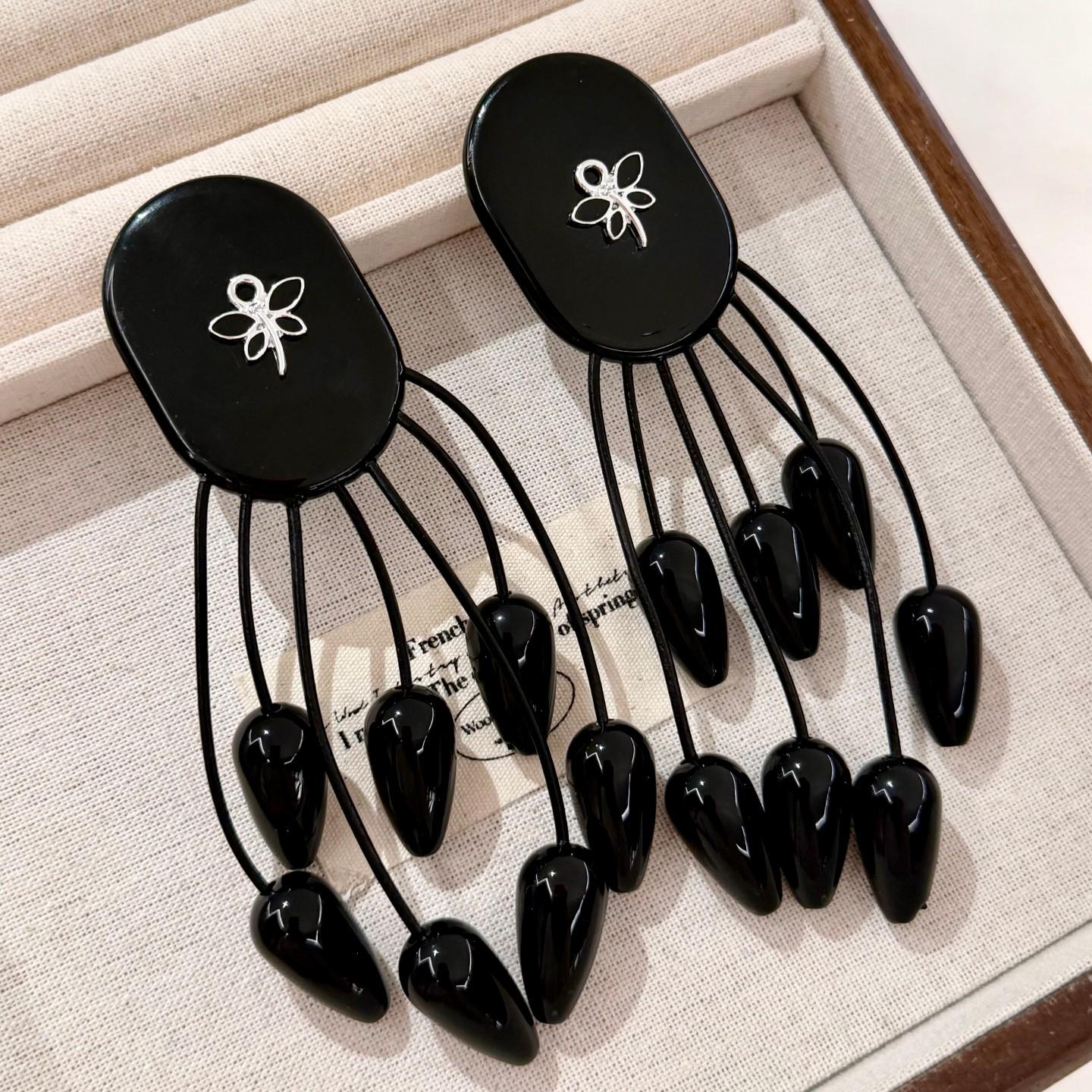 Black Beaded Tassel Earrings with Butterfly and Water Drop Design – Retro High-End Light Luxury Accessories for Women