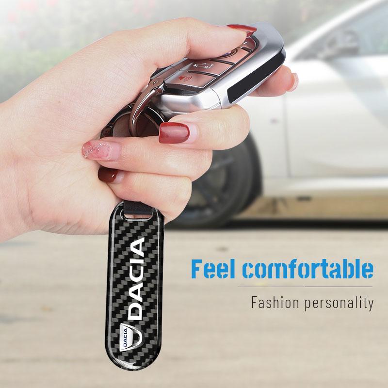 Carbon Fiber Texture Car Logo Key Chain Ring Auto Keychain For Dacia Sandero Stepway Dokker Lodgy Jogger MCV Duster Logan Spring