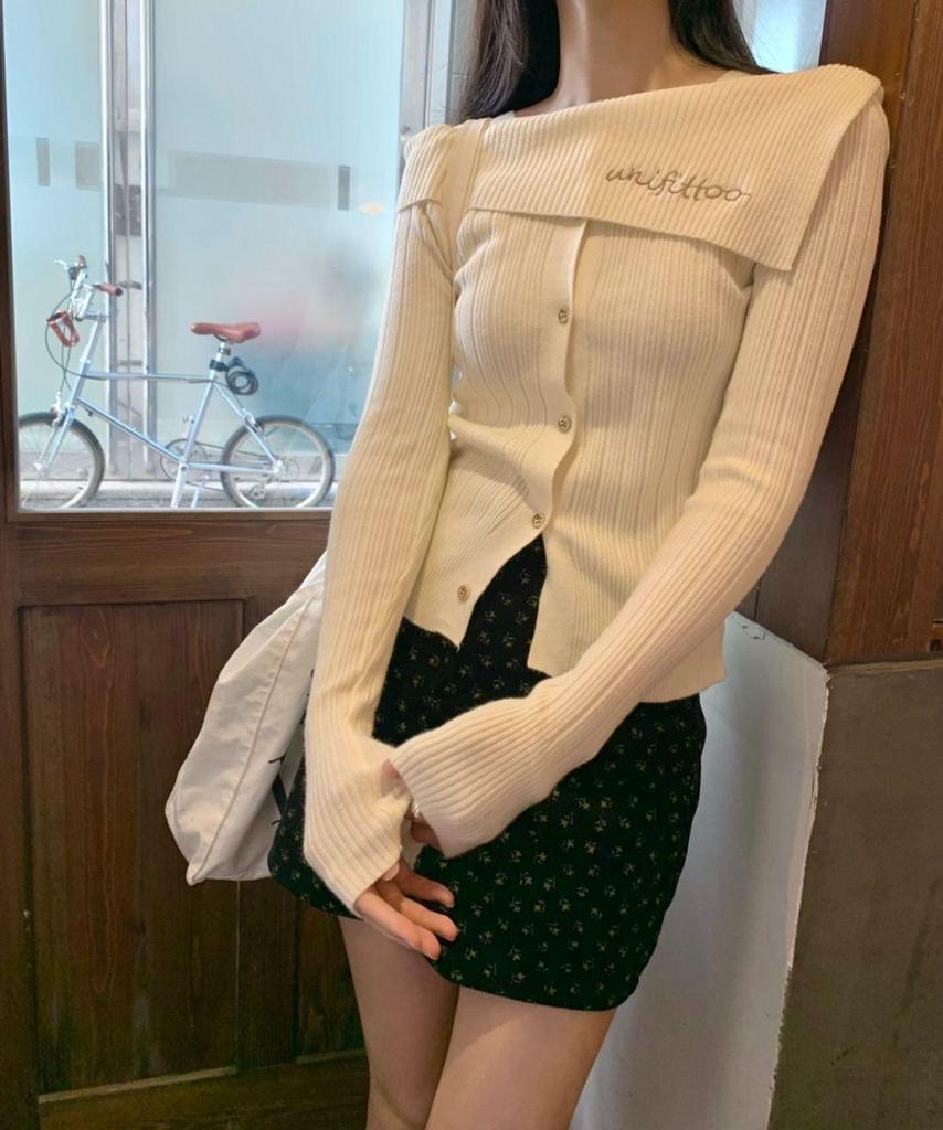 Korean Chic One-Shoulder Long-Sleeve Knit Top - Autumn/Winter Elegant Design for Women