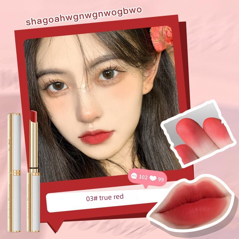 Retro Small Tube Velvet Lipstick, Long-Lasting and Moisturizing, Suitable for Students, Natural Look, Niche Instagram-Style Daily Lip Gloss