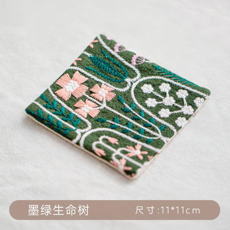 Wind embroidery coaster Fabric Christmas placemat Cross-border absorbent tea saucer Creative coffee coaster Bowl mat Insulation mat