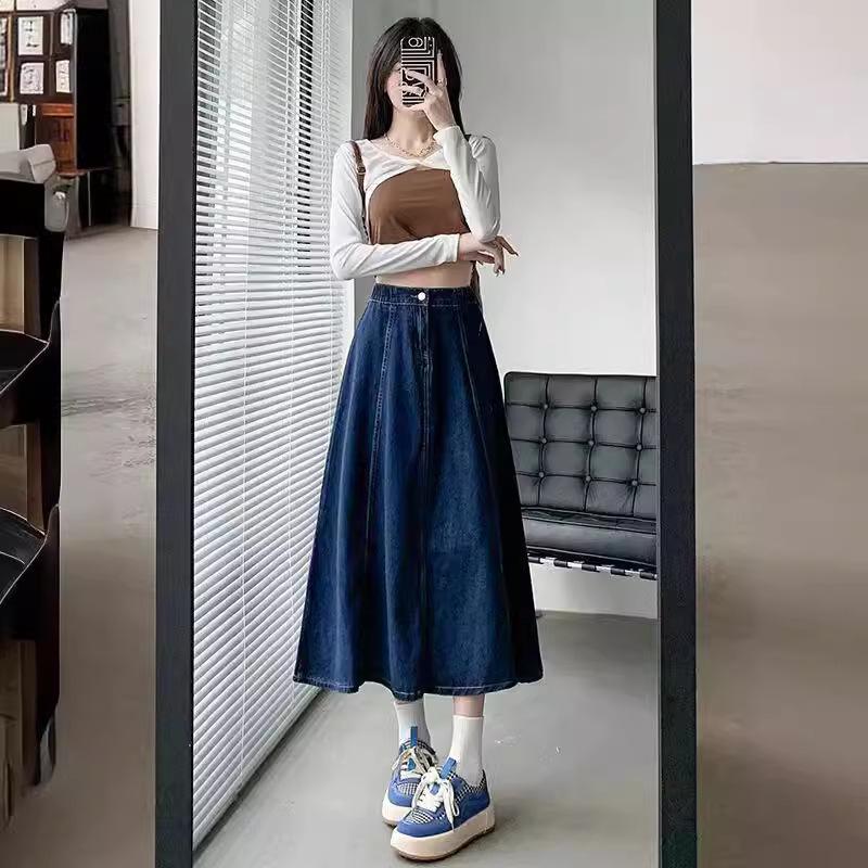 Women's High-Waisted Denim A-Line Midi Skirt, Slimming Fit, Petite to Plus-Size, Perfect for Spring and Summer.