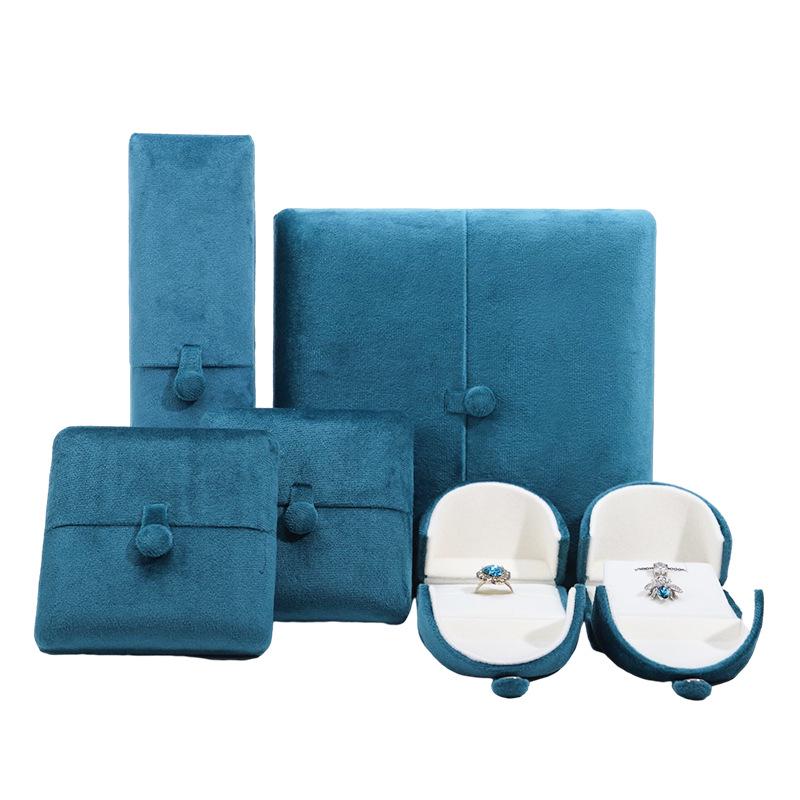 Elegant Double-Opening Velvet Jewelry Box for Rings, Bracelets, and Necklaces with Snap-Button Closure