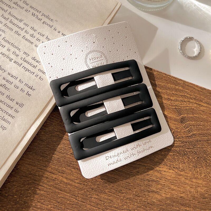 3pcs Frosted Simplicity Hairpins for Girls Star Oval Triangle Square Hair Clips for Kids Snap Hair Clips Hairpins Click Clack