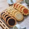 Klassische Sandwich-Keksformen im Vintage-Stil - DIY Valentinstag Schokolade, Marmelade und Käse Kekse mit Herz- und Blumendesigns, Backutensilien