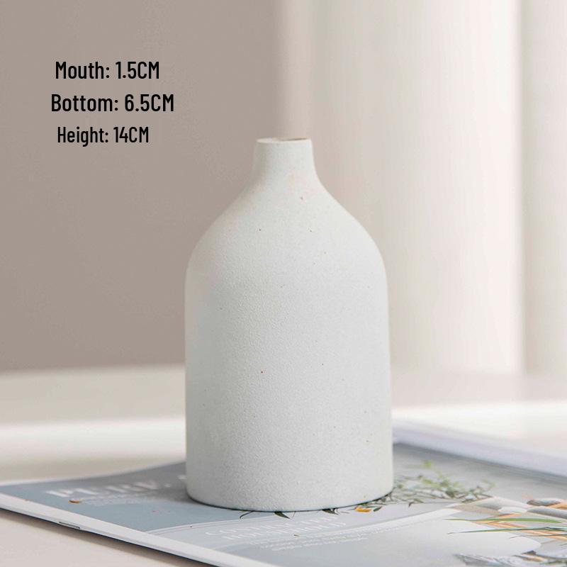 Nordic Ceramic Vase for Dried Flowers - Ideal for Living Room and Dining Table Decor; Perfect As Photo Props and Literary Ornaments.
