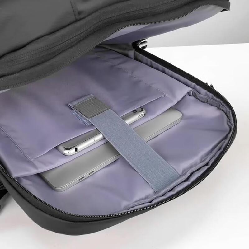 Li Shen Men's 17-inch Laptop Business Travel Backpack