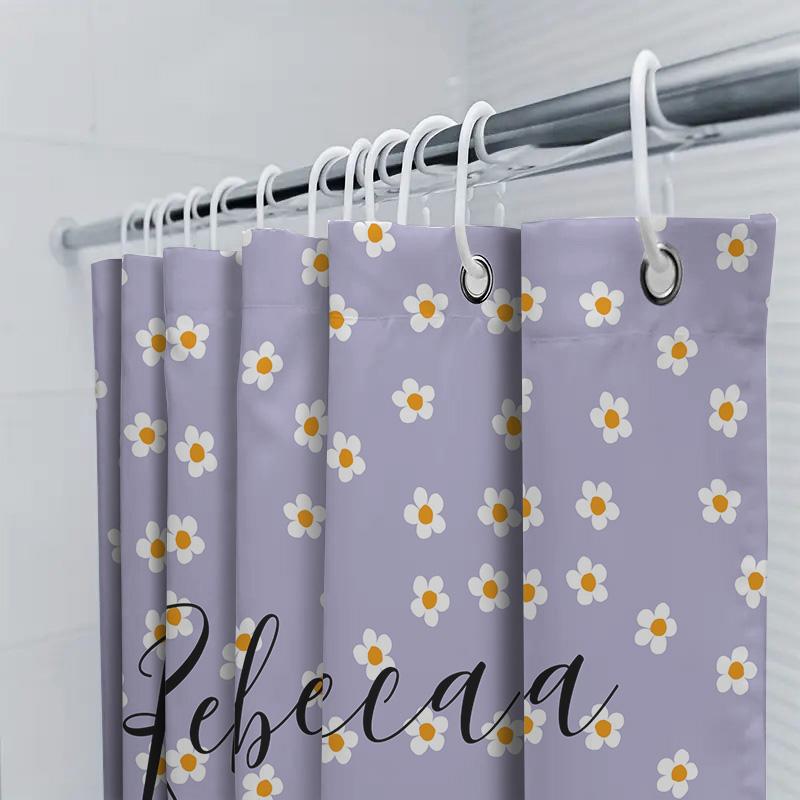 Charming Daisy Shower Curtain: Custom Name For A Fresh And Nature-Inspired Bathroom Dcor