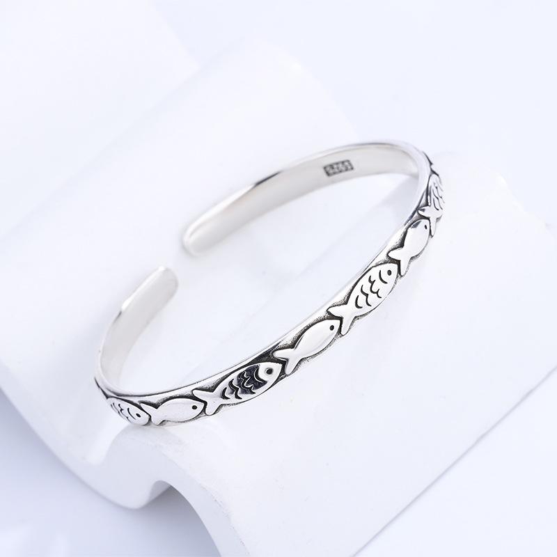 New Retro Female Minority Design Embossed Small Fish Bangle 925 Sterling Silver Simple Ins Personality Animal Opening Bracelets