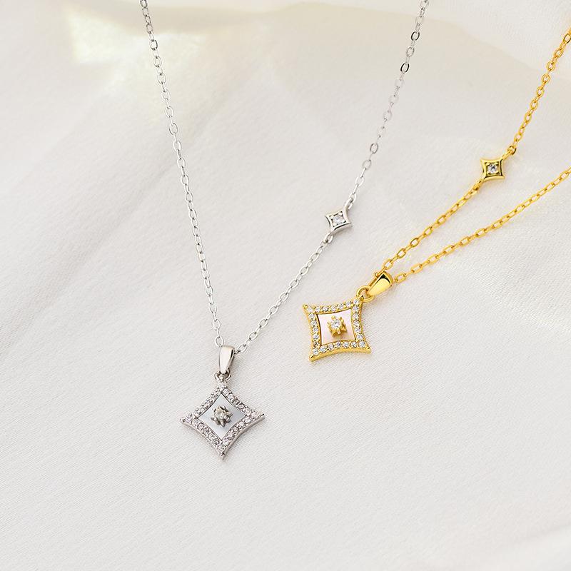 Vierzackige Stern-Halskette mit Nischendesign, Schlichtes und luxuriöses Temperament, Exquisite Schlüsselbeinkette, Neuer Stil